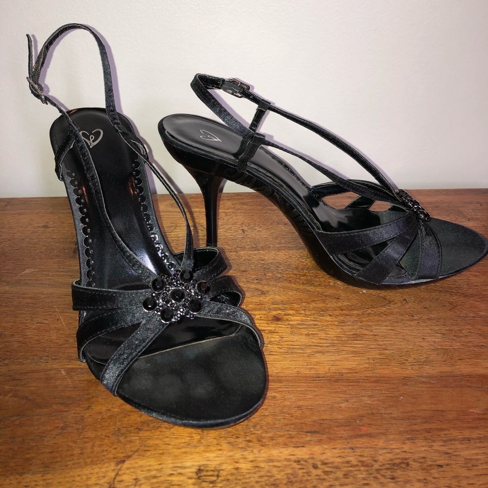 Dressy sandals